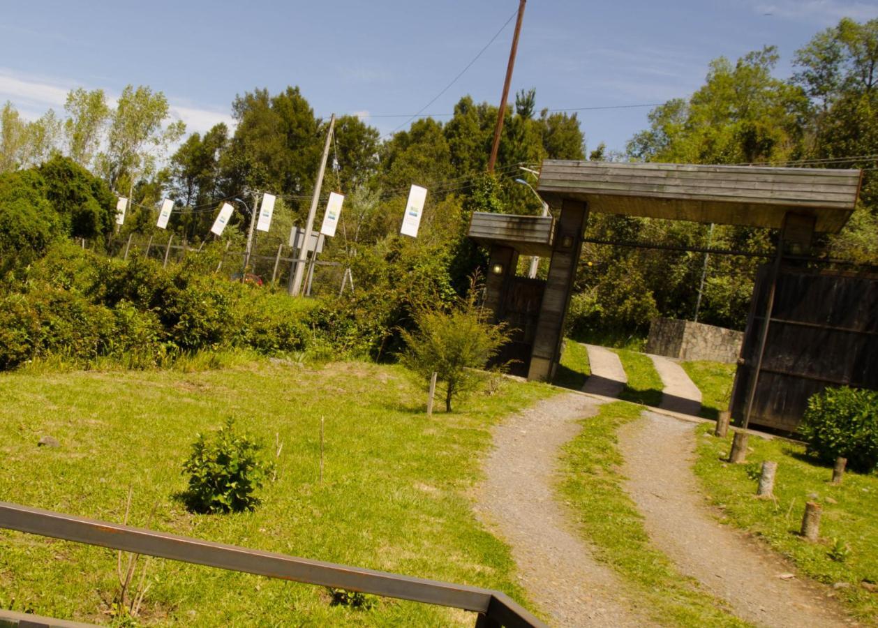 Cabanas Portal Del Rio Villarrica Exterior photo